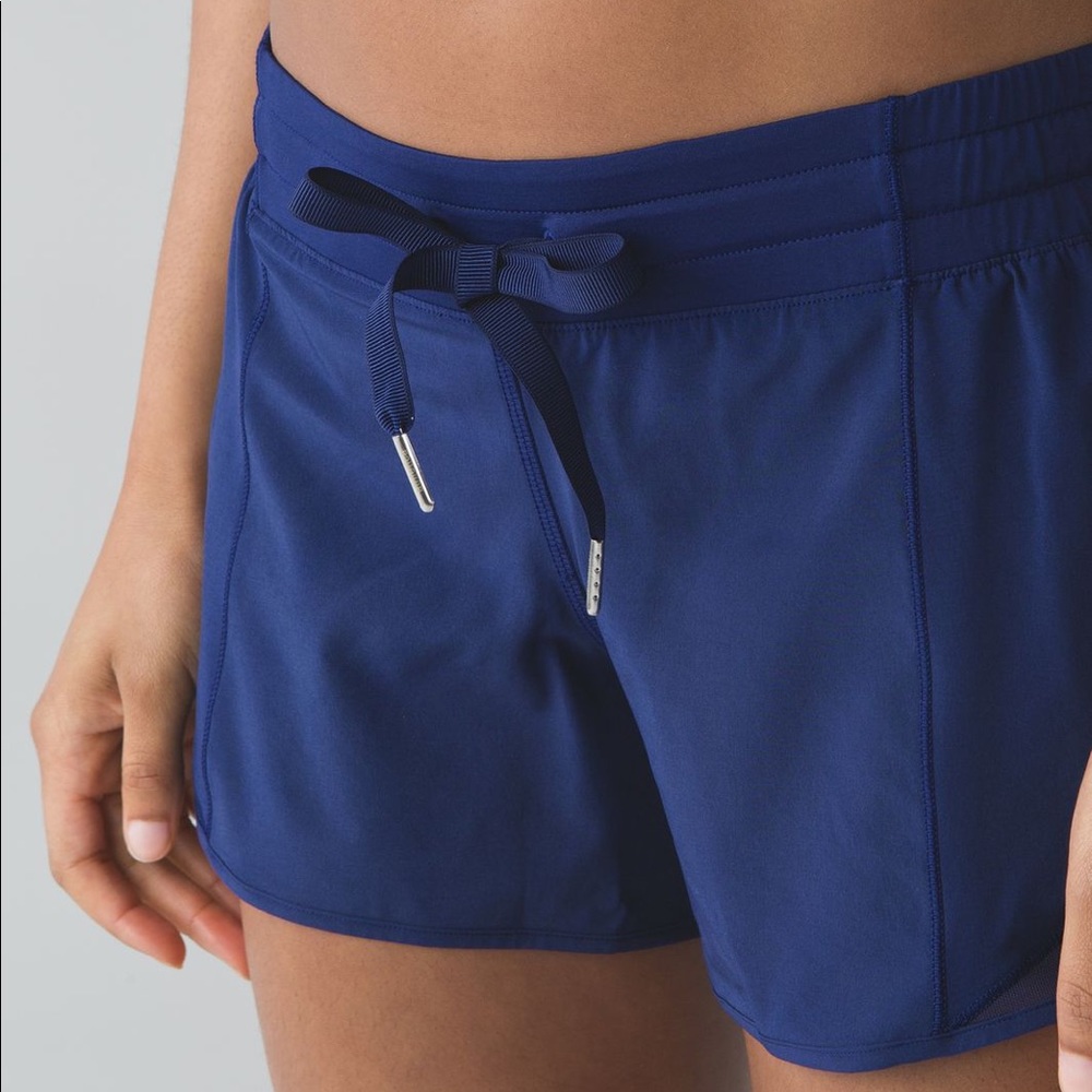 lululemon hotty hot short tall